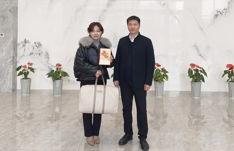 区社工部来访_副本